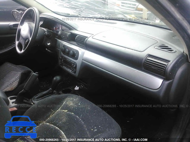 2005 Chrysler Sebring 1C3EL56TX5N625659 зображення 4