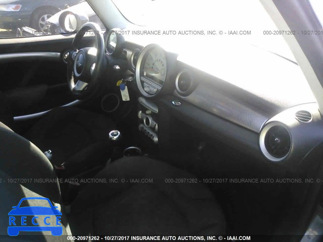 2007 MINI COOPER S WMWMF73577TL83831 image 4