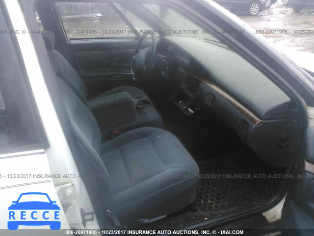 1998 OLDSMOBILE 88 LS 1G3HN52K1W4852603 image 4