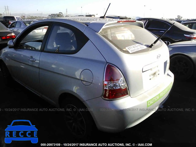 2011 Hyundai Accent KMHCM3AC6BU188686 image 2