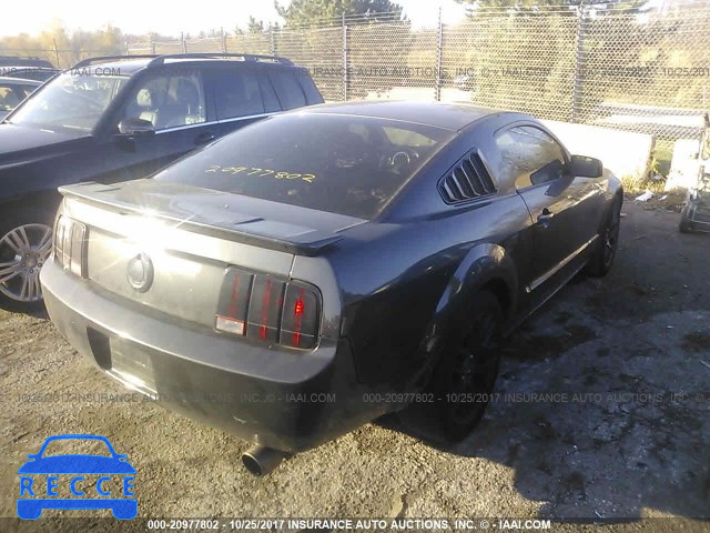 2008 Ford Mustang 1ZVHT80N685207024 image 3