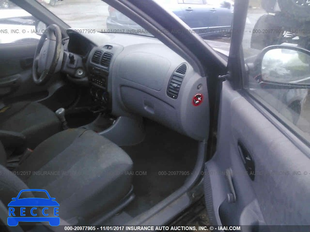 2005 Hyundai Accent GL KMHCG45C15U645402 image 4