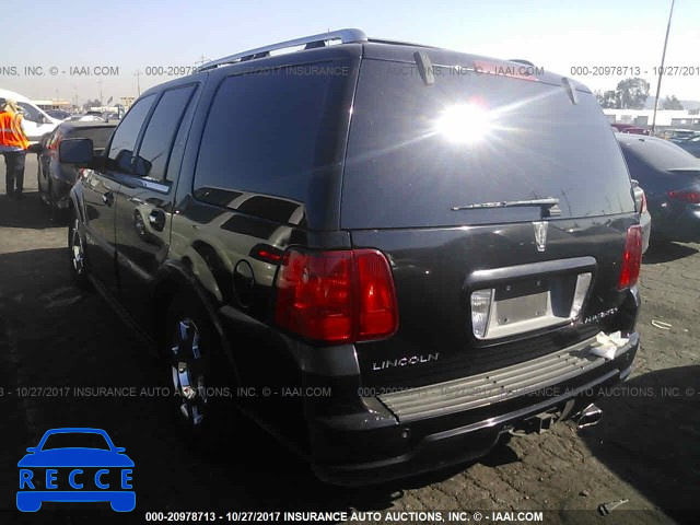 2005 Lincoln Navigator 5LMFU27505LJ07947 image 2