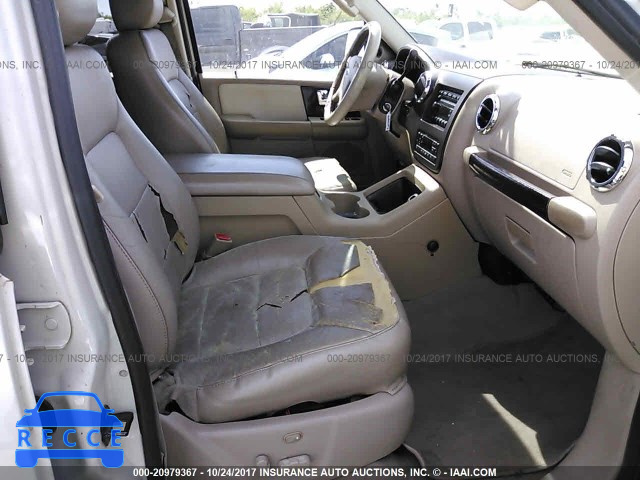 2006 Ford Expedition 1FMPU19596LA52320 image 4