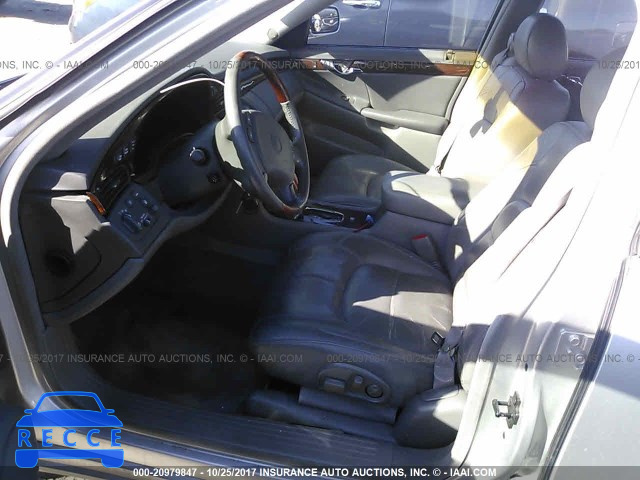 2001 Cadillac Deville 1G6KF57931U282608 image 4