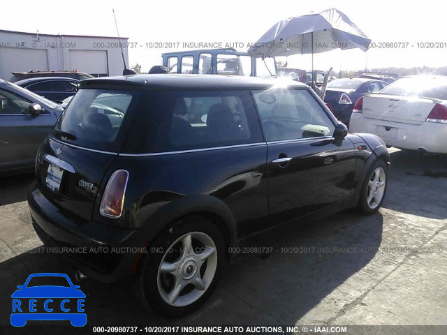 2006 Mini Cooper WMWRC33546TK72613 image 3