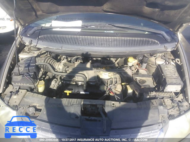 2002 Chrysler Town and Country 2C4GP74L82R593137 Bild 9