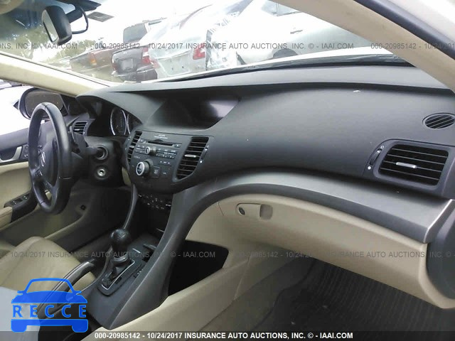 2010 Acura TSX JH4CU2F60AC010681 image 4