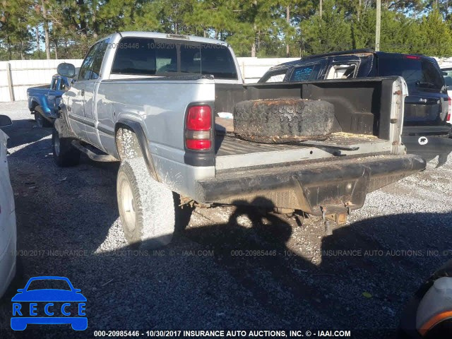 1998 Dodge RAM 2500 1B7KF2365WJ175334 Bild 2