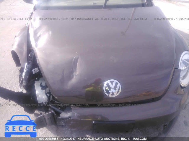 2014 Volkswagen Beetle 3VW507AT6EM817675 Bild 9