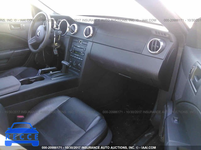 2005 Ford Mustang 1ZVFT80N855238049 image 4