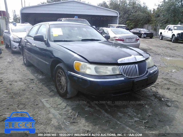 1999 Lincoln Town Car SIGNATURE 1LNHM82W9XY707676 Bild 0