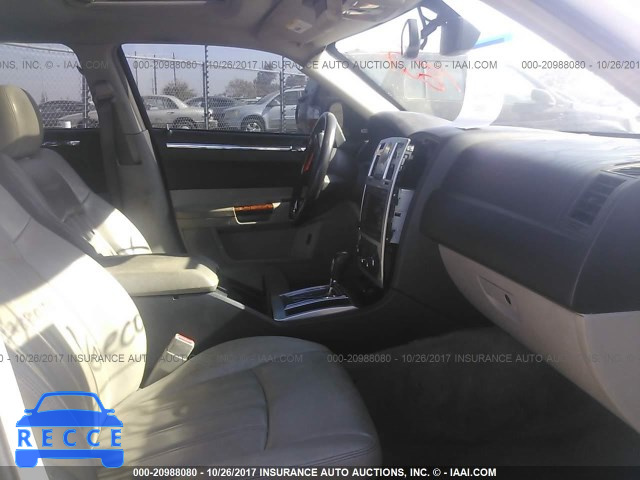 2007 Chrysler 300c 2C3KA63H37H765885 image 4