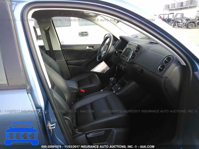 2017 VOLKSWAGEN TIGUAN S/LIMITED WVGAV7AX3HK002847 image 4