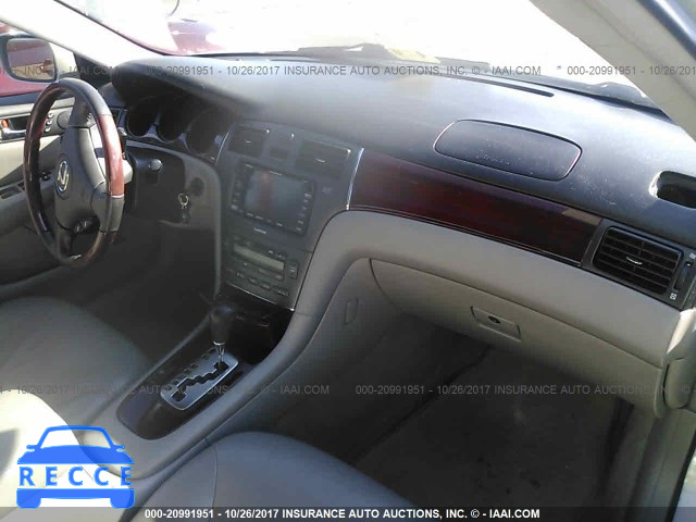 2002 Lexus ES 300 JTHBF30G920074055 image 4