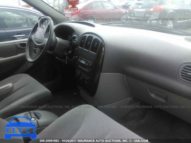 2003 Chrysler Town & Country LX 2C4GP44L03R322265 image 4