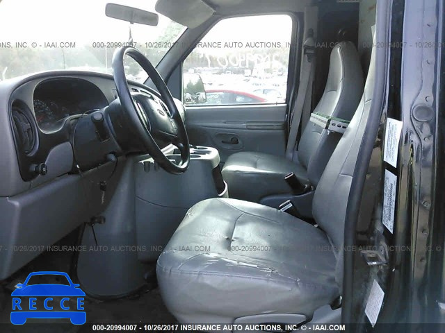 2000 Ford Econoline E250 VAN 1FTNE24L1YHA89999 image 4