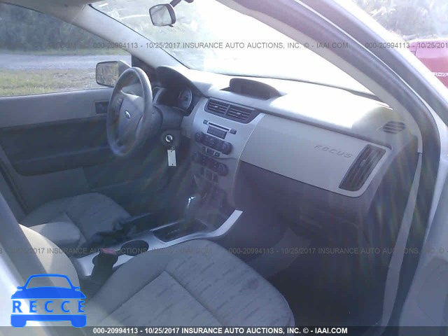 2010 Ford Focus 1FAHP3FN8AW154494 image 4