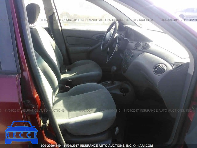 2000 Ford Focus LX 1FAFP33P4YW220434 image 4