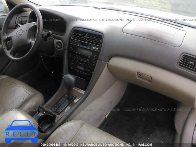 1997 Lexus ES 300 JT8BF22G2V5004203 image 4