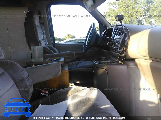 1997 Ford Econoline E150 VAN 1FDEE1469VHA97103 image 4