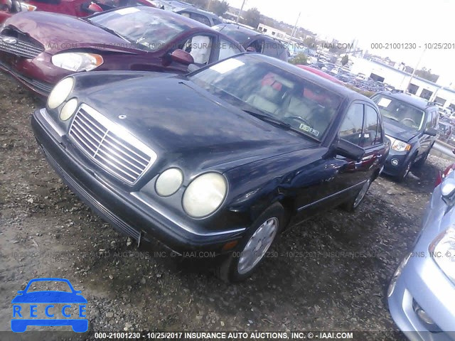 1998 Mercedes-benz E 320 WDBJF65F6WA551943 Bild 1