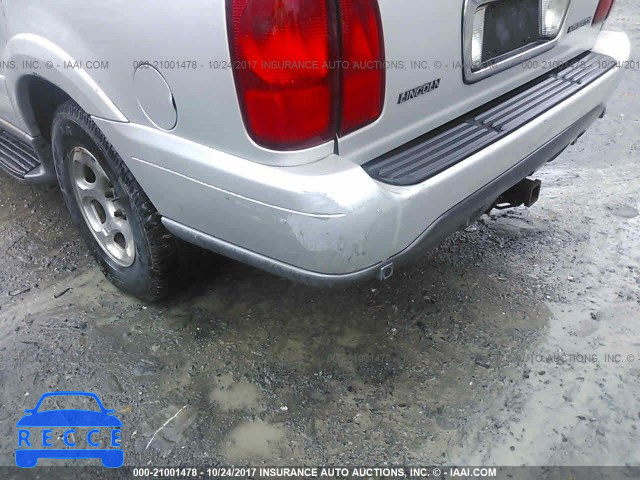 2000 Lincoln Navigator 5LMFU28A2YLJ39203 image 5