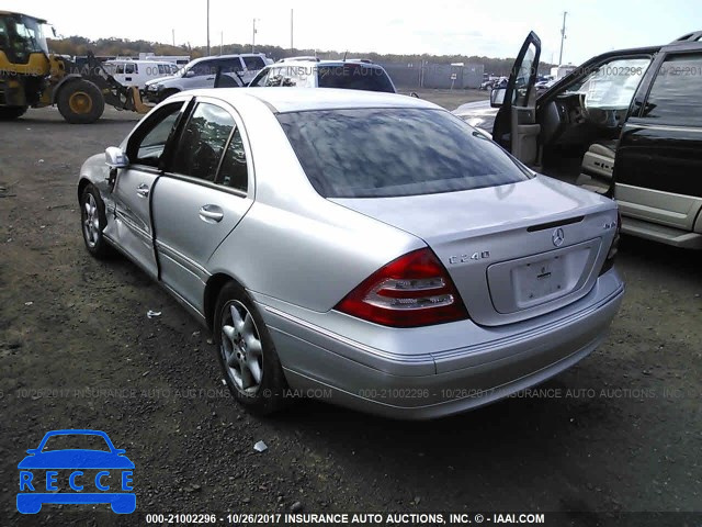 2004 Mercedes-benz C WDBRF81J34F514079 Bild 2