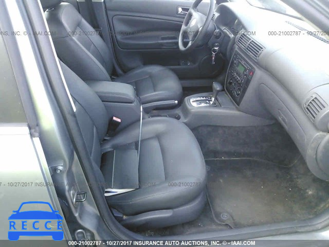 2005 Volkswagen Passat WVWME63B55E060613 image 4
