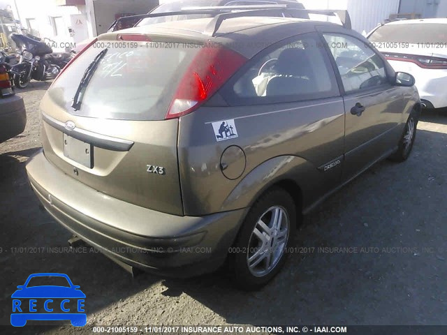 2000 Ford Focus 3FAFP3132YR245612 image 3