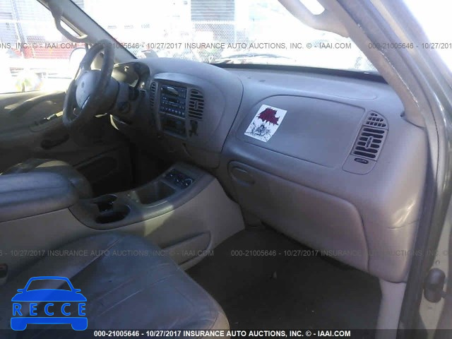 2000 Ford Expedition 1FMPU18L0YLA90120 image 4