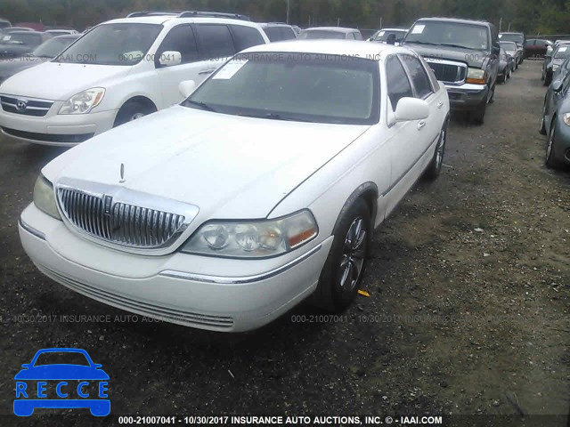 2004 Lincoln Town Car EXECUTIVE/SIGNATURE 1LNHM81W74Y652495 image 1
