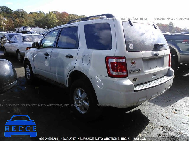 2010 Ford Escape 1FMCU0D7XAKB34637 зображення 2