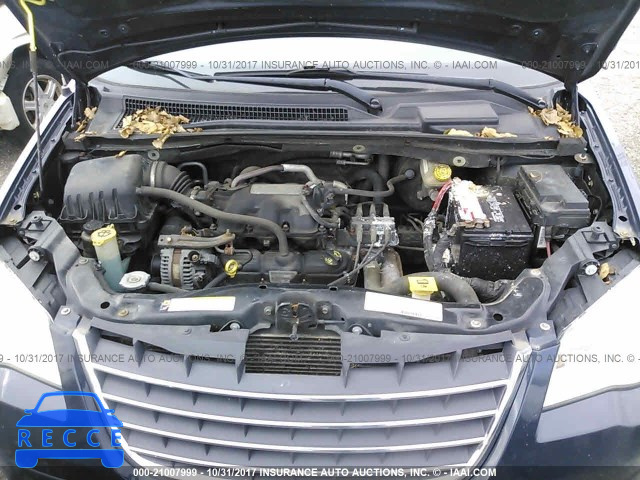 2008 Chrysler Town and Country 2A8HR54PX8R665947 image 9