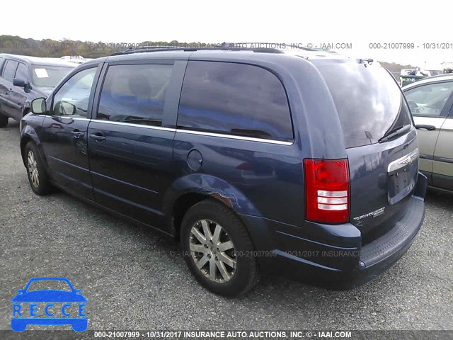 2008 Chrysler Town and Country 2A8HR54PX8R665947 image 2