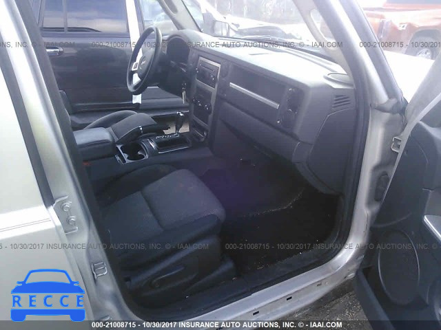 2010 Jeep Commander 1J4RG4GK4AC102459 image 4