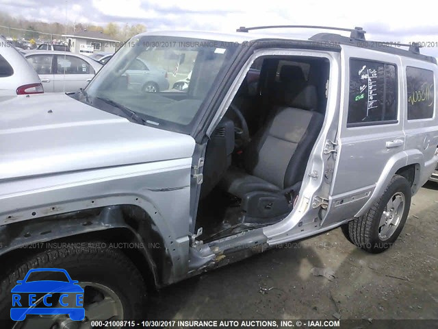 2010 Jeep Commander 1J4RG4GK4AC102459 image 5