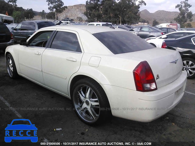 2005 Chrysler 300 2C3JA43R95H642274 image 2