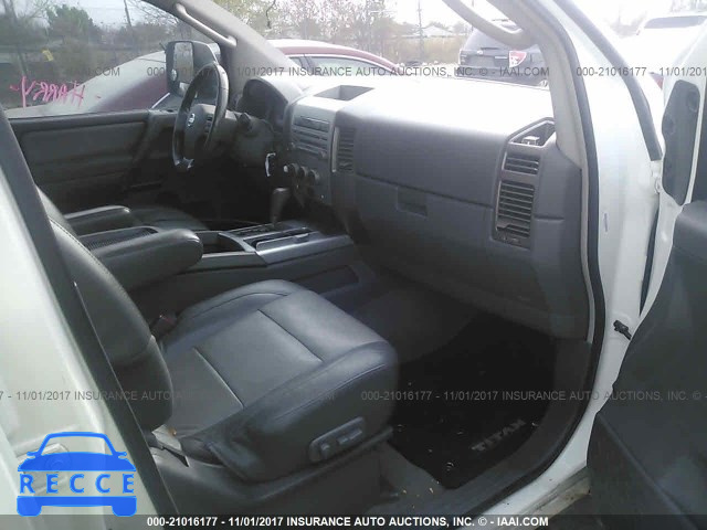 2005 Nissan Titan XE/SE/LE 1N6AA07BX5N548152 image 4