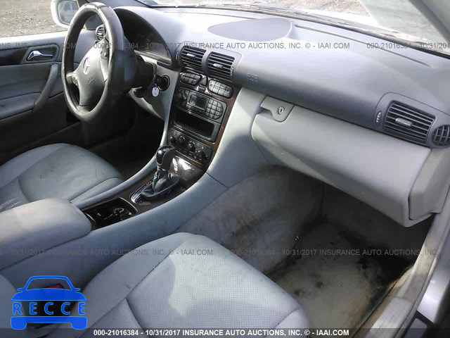 2003 MERCEDES-BENZ C WDBRH81J33F333959 image 4