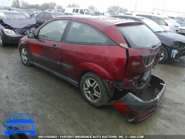 2000 Ford Focus ZX3 3FAFP3134YR177281 image 2