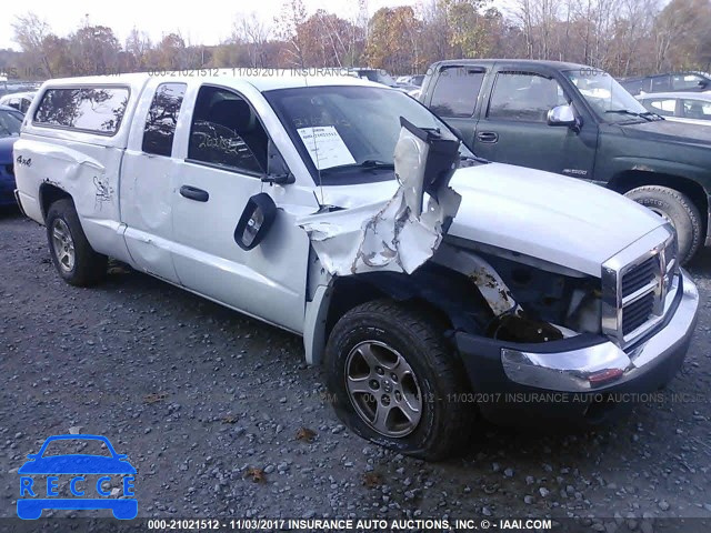 2005 Dodge Dakota SLT 1D7HW42N95S298132 image 0