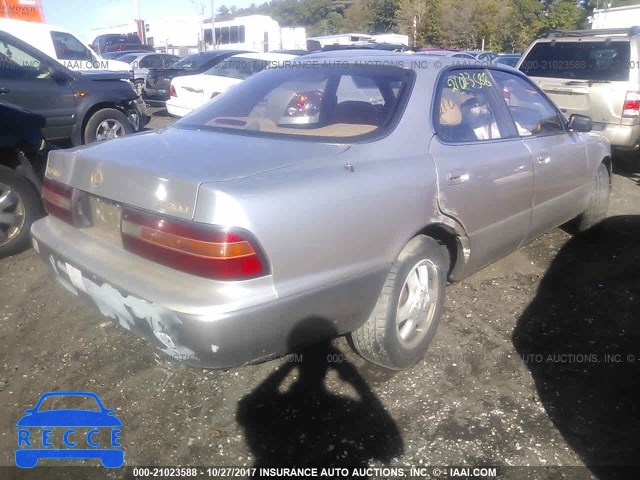 1996 Lexus ES 300 JT8BF12G9T0147721 image 3