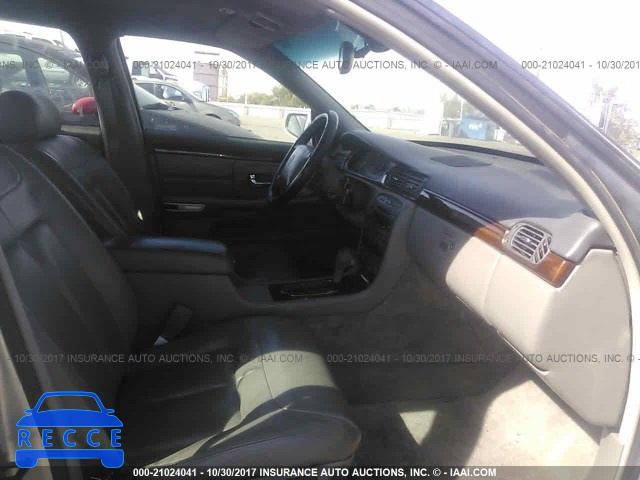 1999 Cadillac Deville 1G6KF5492XU738613 image 4