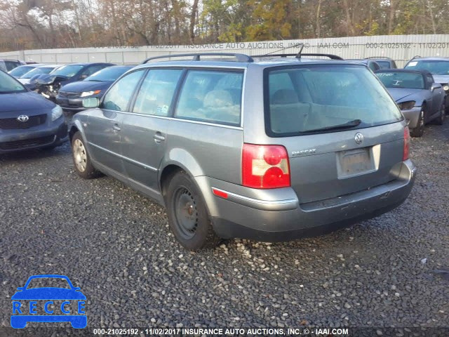 2003 Volkswagen Passat GL WVWND63B53E060342 image 2