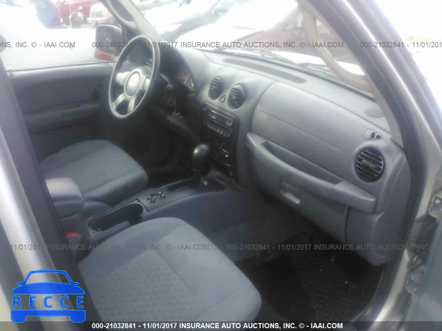 2005 Jeep Liberty 1J4GK48K95W567148 image 4