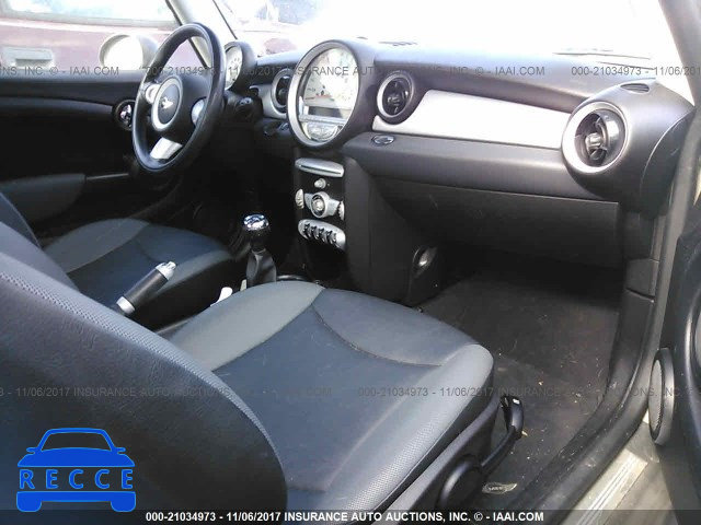 2007 Mini Cooper WMWMF33557TU61399 image 4