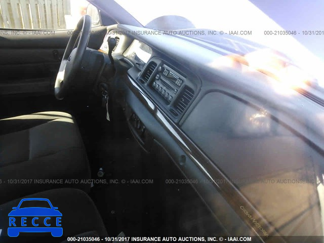 2005 Ford Crown Victoria 2FAFP73WX5X133488 image 4