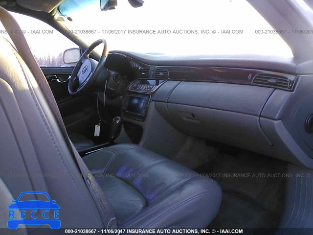 2002 Cadillac Deville DTS 1G6KF57932U180162 image 4