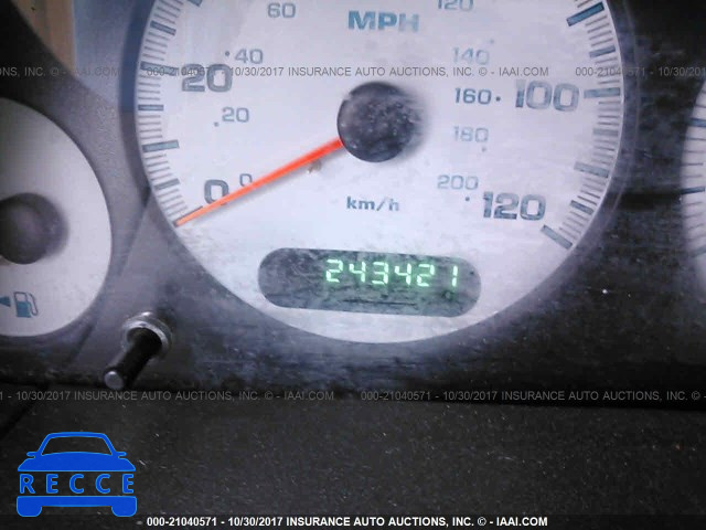 2003 Chrysler Town & Country 2C4GP24R23R338783 image 6
